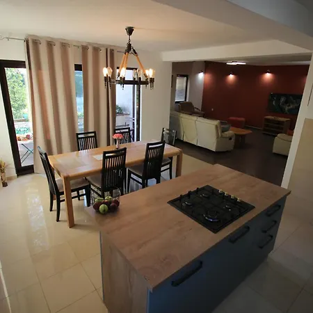 Do&ma Appartement Krmpote-Vodice