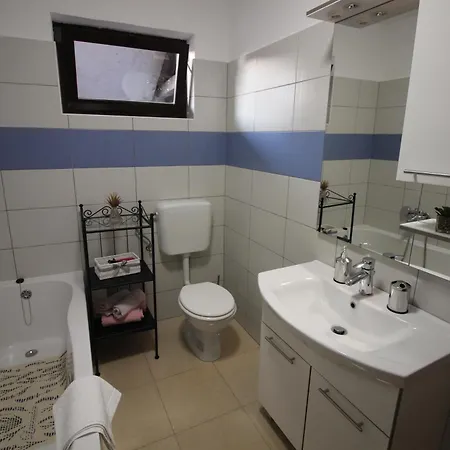 Do&ma * Krmpote-Vodice